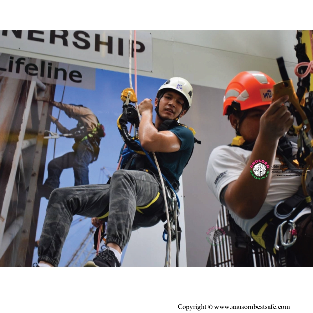 คอร์สอบรม Rope Access Level 2 ราคานี้/คอร์ส Anusorn Bestsafe co.,ltd